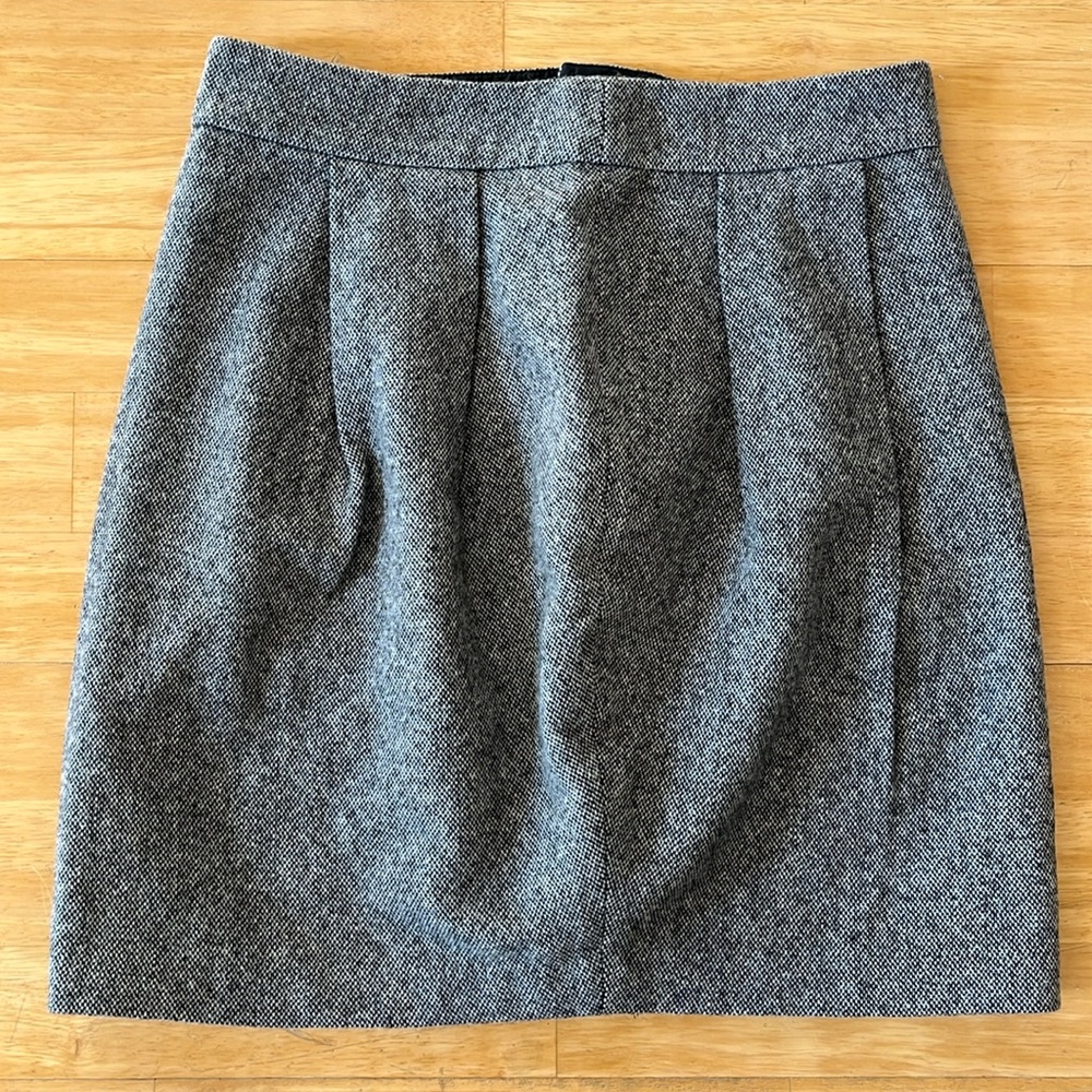 UNIQLO Women’s Wool Herringbone Bubble Skirt, Grey, Size 2